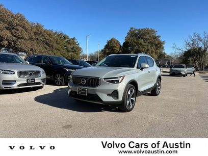 New 2025 Volvo XC40 B5 Core w/ Protection Package Premier