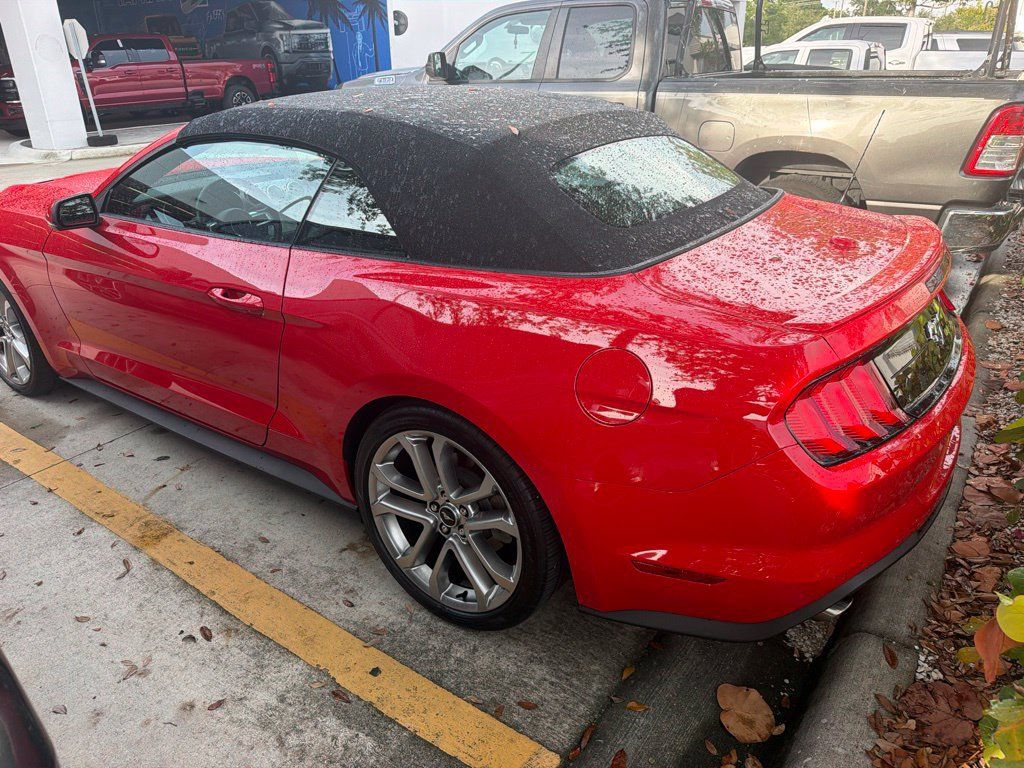 Used 2022 Ford Mustang Premium w/ Equipment Group 201A RWD image 4