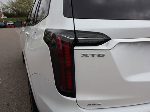 Used 2024 Cadillac XT6 Sport w/ LPO, Floor Liner Package AWD/4WD image 34