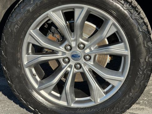 Used 2020 Ford Explorer Limited image 43