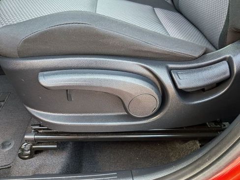 Used 2022 Kia Soul LX w/ Technology Package image 16