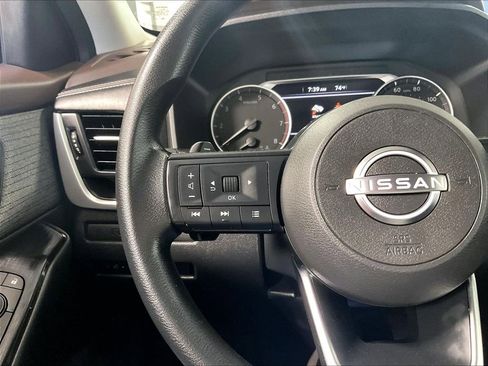 Used 2023 Nissan Rogue S AWD/4WD image 22