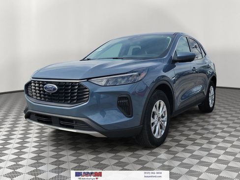 Certified 2023 Ford Escape Active w/ Tech Pack #2 image 2