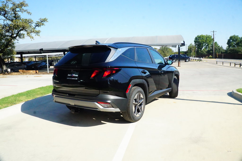New 2026 Hyundai Tucson SEL w/ Tow & Go Package FWD image 7