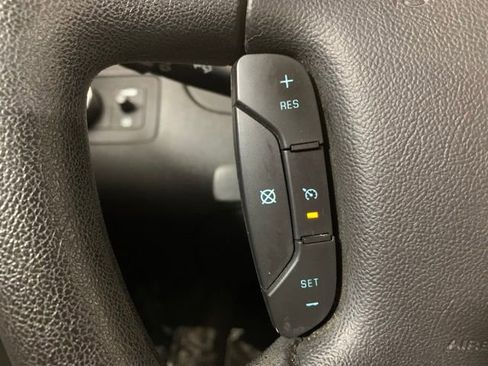 Used 2009 Chevrolet Impala LT FWD image 35