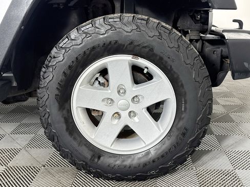 Used 2018 Jeep Wrangler Sport w/ Quick Order Package 24S image 25