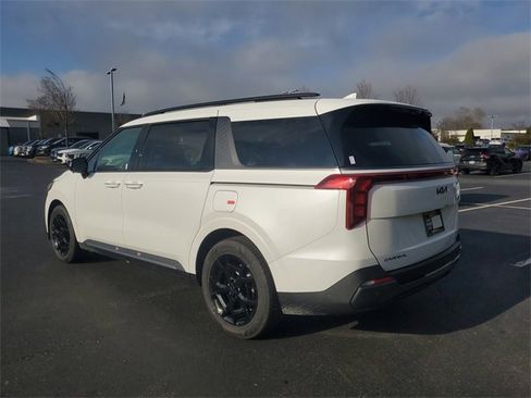 New 2026 Kia Carnival SX image 6