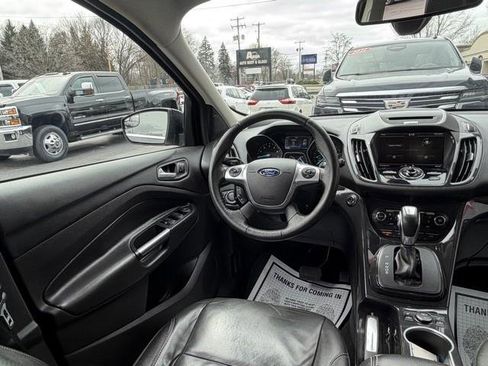 Used 2015 Ford Escape Titanium image 22