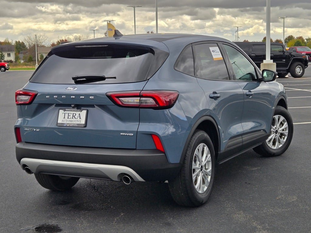 Certified 2025 Ford Escape Active w/ Cold Weather Package AWD/4WD image 10