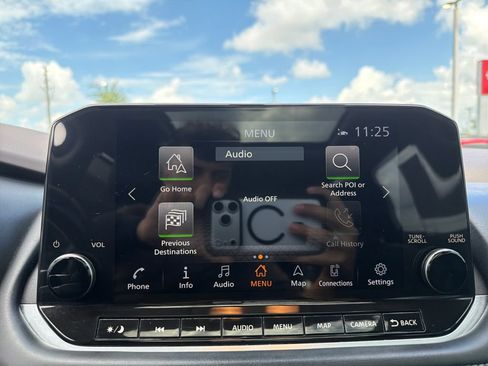 Used 2021 Nissan Rogue Platinum FWD image 35