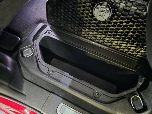 Used 2019 RAM 1500 Laramie w/ Sport Appearance Package image 40