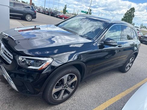 Used 2022 Mercedes-Benz GLC 300 4MATIC image 4