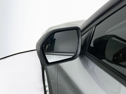 Used 2025 Ford Explorer Active RWD image 16