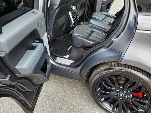 Used 2015 Land Rover Range Rover Sport Supercharged image 33