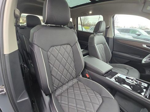 New 2026 Volkswagen Atlas SEL Premium R-Line image 13