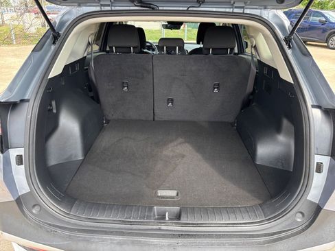 Used 2025 Kia Sportage LX image 30