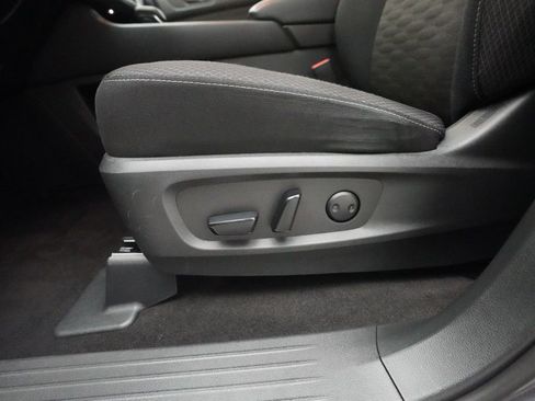 Certified 2023 Nissan Pathfinder SV w/ SV Premium Package image 29