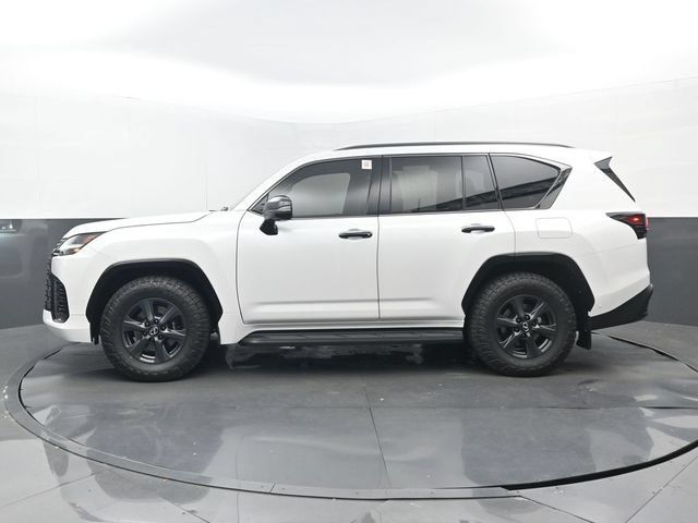 Used 2025 Lexus LX 700h Overtrail AWD/4WD image 23