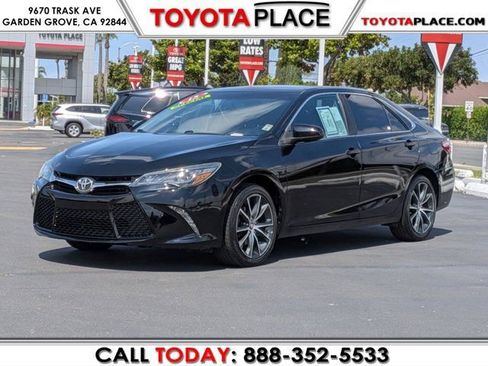 Used 2015 Toyota Camry XSE FWD image 1