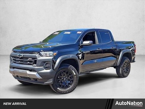Used 2025 Chevrolet Colorado Trail Boss AWD/4WD image 1