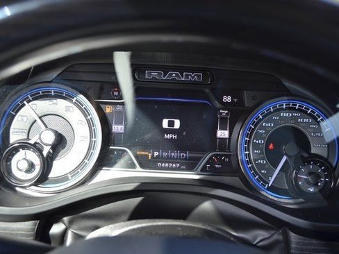 Used 2022 RAM 1500 Limited w/ Body Color Bumper Group image 23