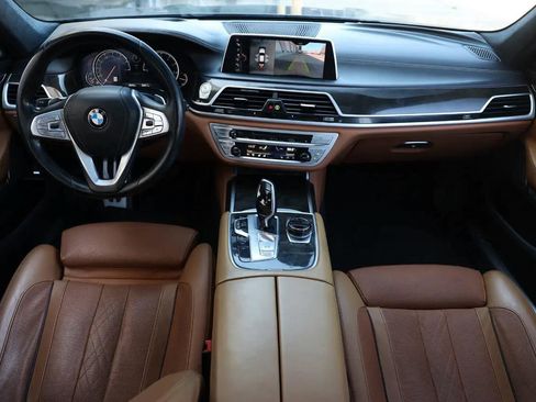 Used 2016 BMW 750i xDrive AWD/4WD image 2