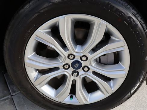 Used 2022 Ford Edge Titanium w/ Equipment Group 301A image 47