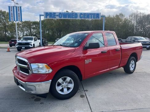 Used 2024 RAM 1500 Classic SLT RWD image 2