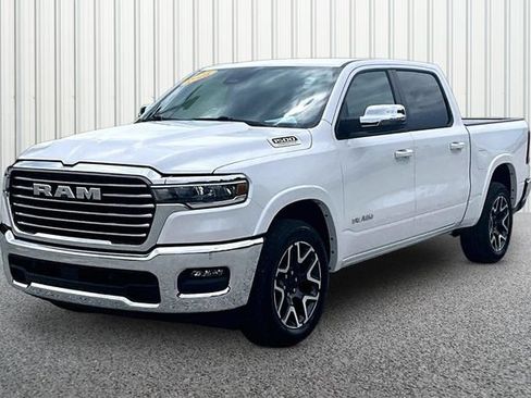 Used 2026 RAM 1500 Laramie AWD/4WD image 2
