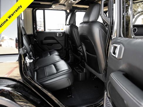 Used 2022 Jeep Wrangler Unlimited Sahara w/ Cold Weather Group image 47