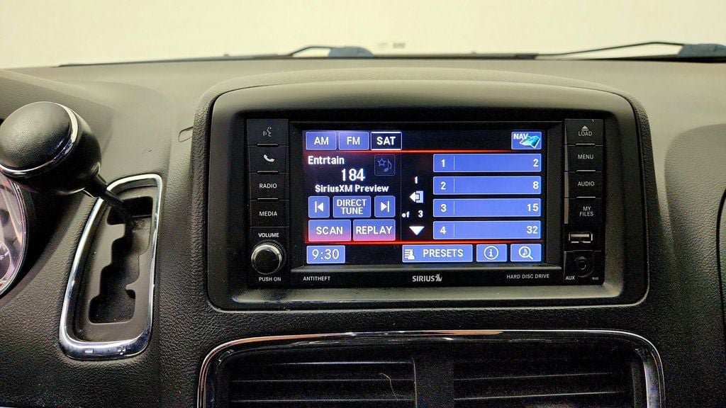 Used 2018 Dodge Grand Caravan GT FWD image 17