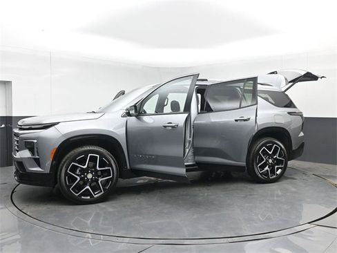 Used 2026 Chevrolet Traverse High Country image 54