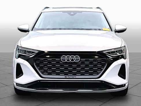 Used 2024 Audi Q8 e-tron Premium Plus AWD/4WD image 3