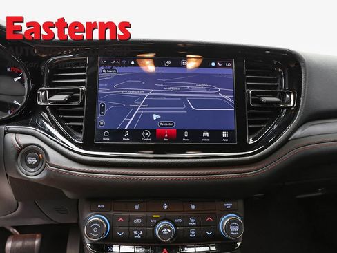 Used 2025 Dodge Durango GT RWD image 12