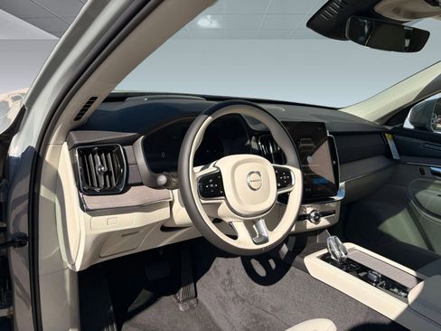New 2026 Volvo XC90 B6 Ultra w/ Protection Package AWD/4WD image 4