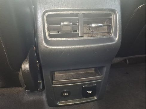 Certified 2024 Ford Edge Titanium AWD/4WD image 14