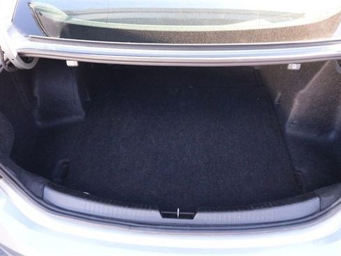 Used 2024 Chevrolet Malibu LT image 7