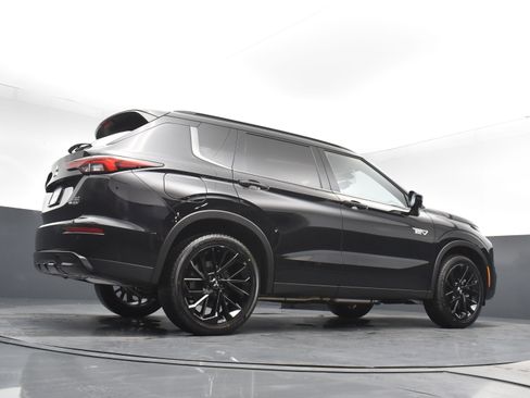 New 2025 Mitsubishi Outlander SEL Black Edition image 22