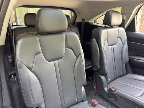 Used 2024 Kia Sorento SX image 38