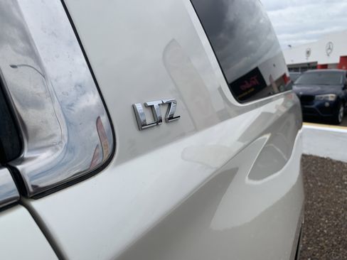 Used 2015 Chevrolet Suburban LTZ image 46