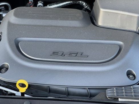 New 2026 Chrysler Pacifica Select image 42