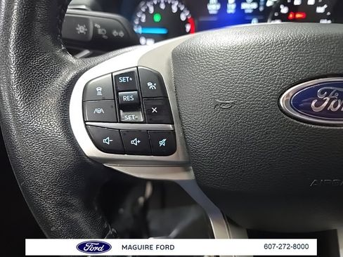 Used 2022 Ford Explorer XLT w/ Equipment Group 202A image 20