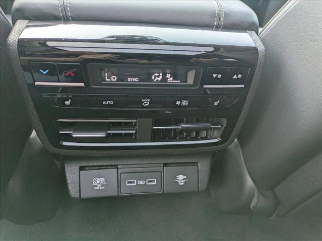 Used 2024 Acura MDX w/ Advance Package AWD/4WD image 19