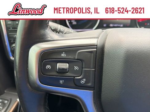 Used 2022 Chevrolet Silverado 1500 LT AWD/4WD image 17