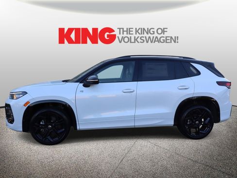 New 2026 Volkswagen Tiguan SE R-Line image 7