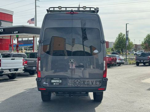 Used 2020 Mercedes-Benz Sprinter 2500 image 8