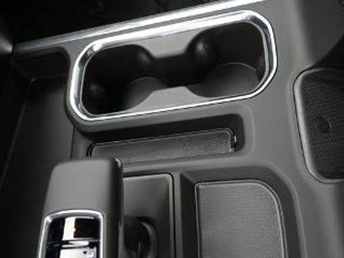 New 2026 Chevrolet Silverado 1500 High Country w/ Technology Package image 19