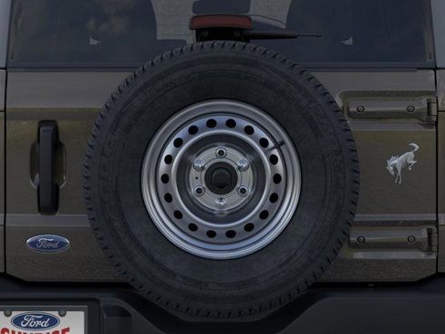 New 2025 Ford Bronco Base image 24