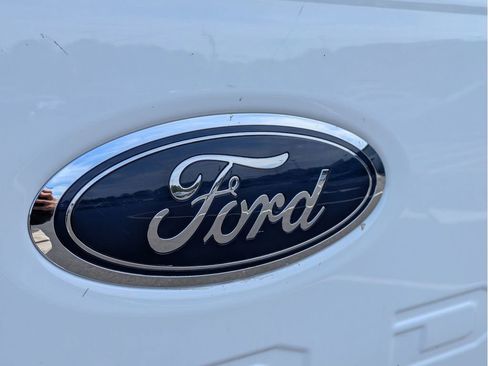 Used 2024 Ford F250 XL image 9