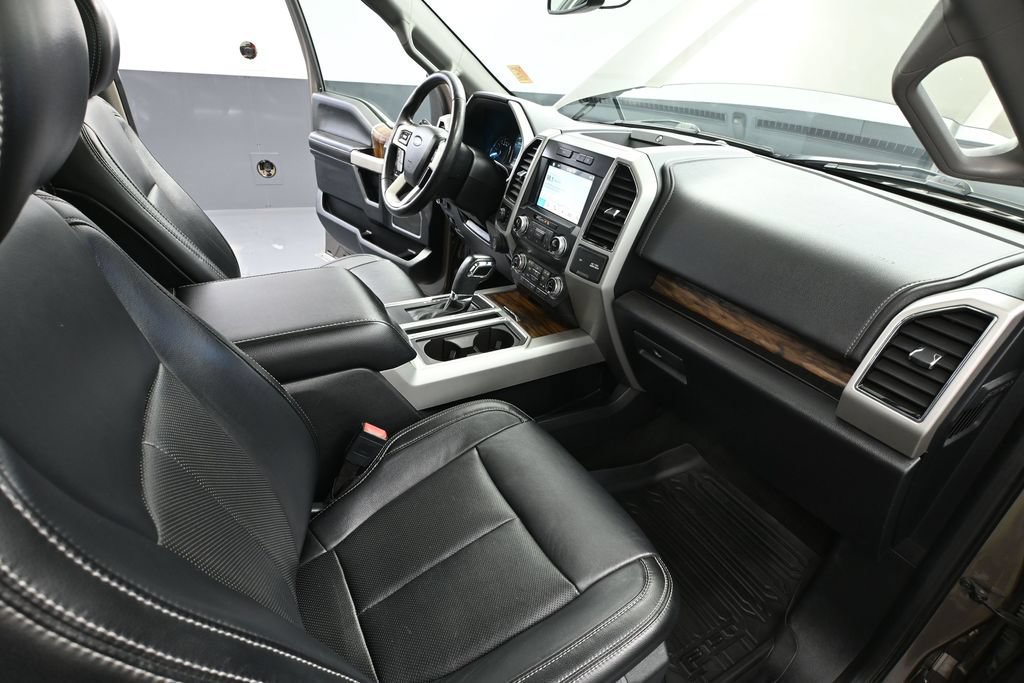 Used 2019 Ford F150 Lariat w/ Equipment Group 502A Luxury AWD/4WD image 42